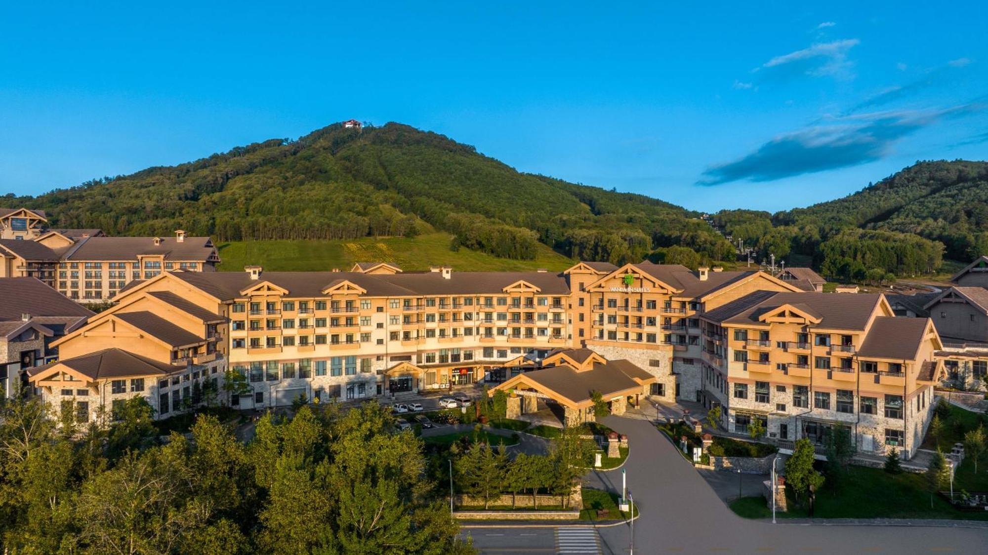 Wanda Jin Suites Changbaishan Fusong Ngoại thất bức ảnh